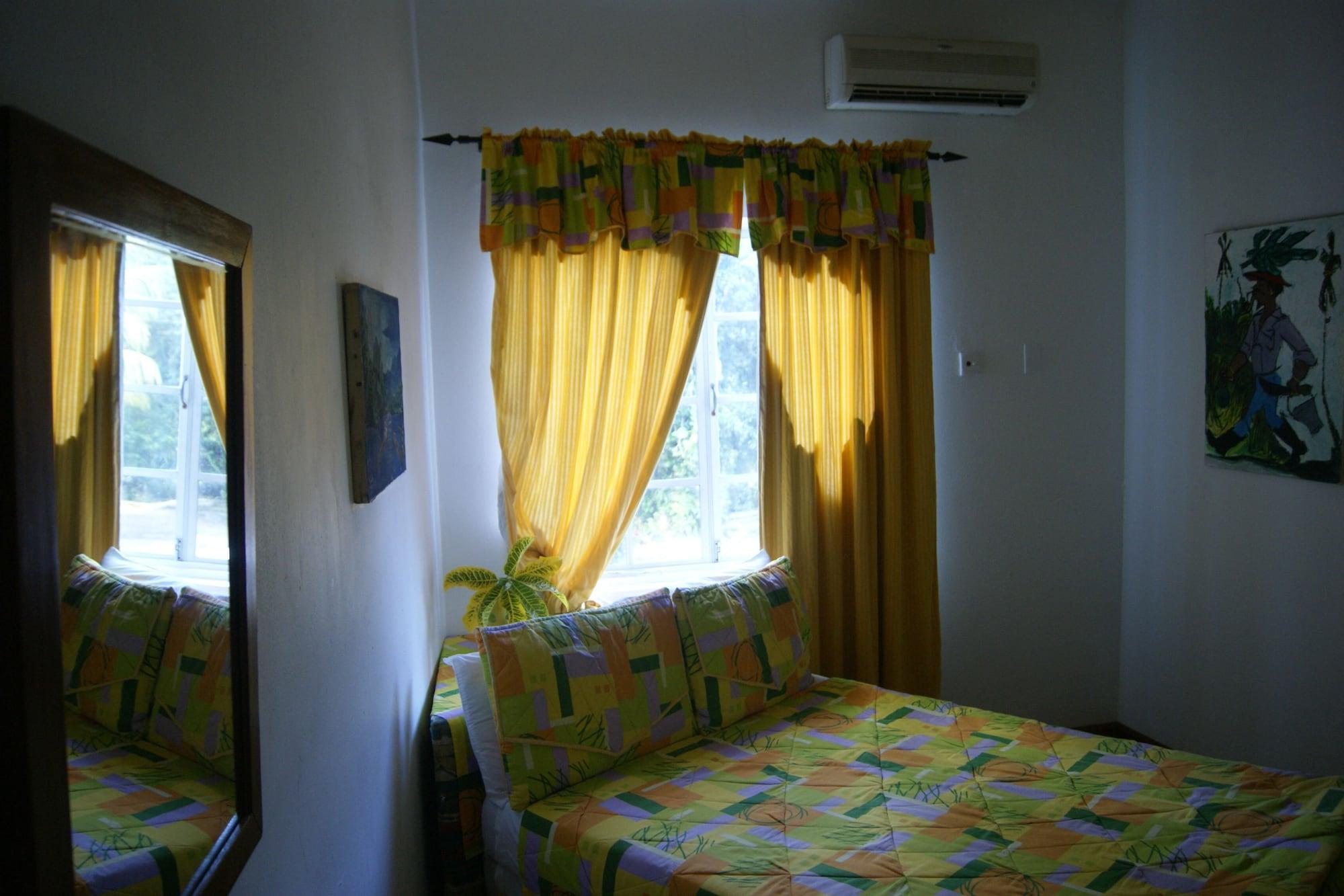 Hotel San San Tropez Port Antonio Esterno foto